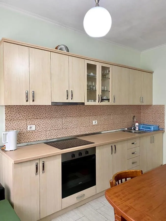 Apartment Your Tidy & Affordable Base In Tirane! Albania