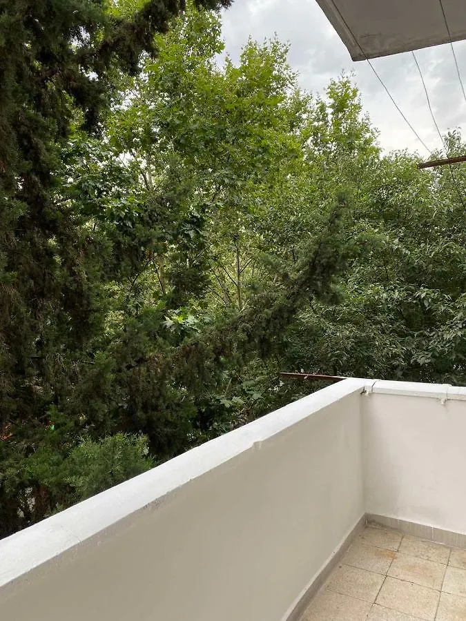 Apartment Your Tidy & Affordable Base In Tirane!