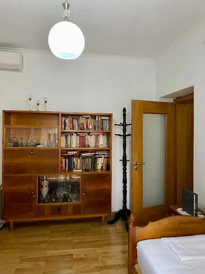 Your Tidy & Affordable Base In Tirane! Appartamento Tirana